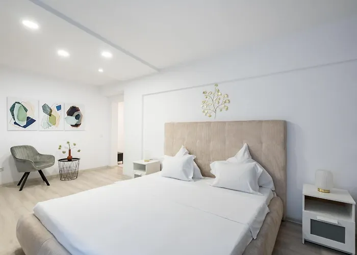 Elysium Center Apartment