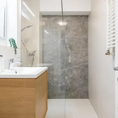 Elysium Center Apartament Bukareszt