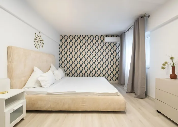 Elysium Center Apartament *